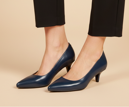 Navy blue pumps Heel 5cm heel.